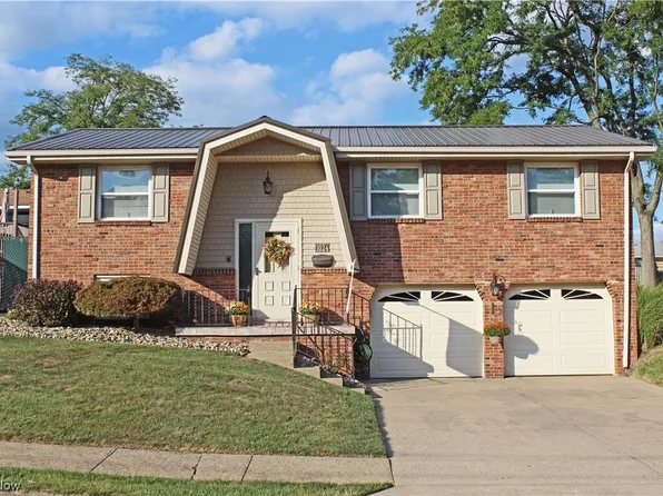 1024 Barone Dr, Weirton, WV 26062