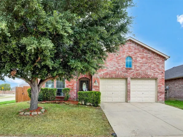 9301 Comanche Ridge Dr, Fort Worth, TX 76131