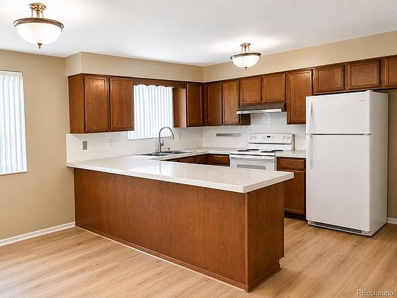 2nd image of 3640 Lewis Street