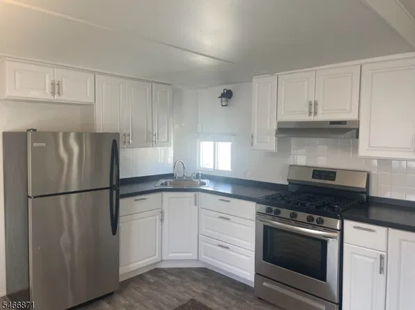 116 Genes Lane, Rockaway Boro, NJ 07866