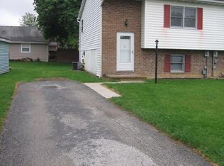 2 Lilac Ct, Hanover, PA 17331