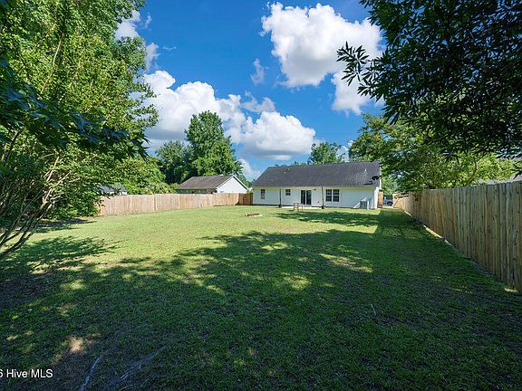 4th image of 6809 Bridle Court