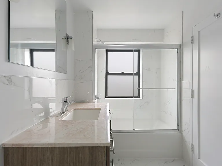 1770 Grand Concourse #LK — Photo 7