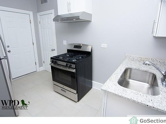 3rd image of 8056 S Marshfield Ave #Cl