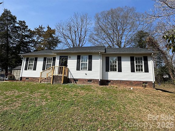 2nd image of 345 Dellwood Ct SE
