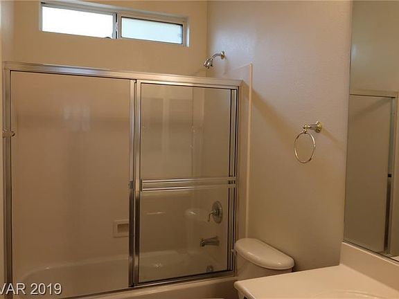 3rd image of 613 El Loro St