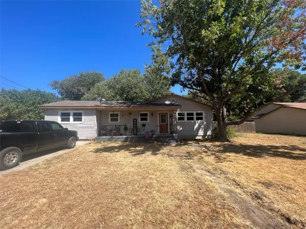 8836 Claiborn St, Lakeside, TX 76135