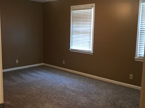 3rd image of 3081 Woody Ln