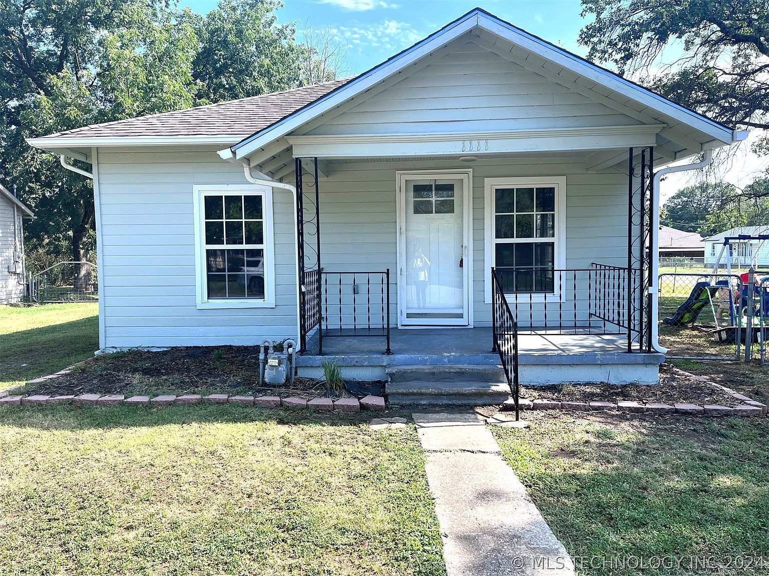 1111 W Trudgeon St, Henryetta, OK 74437 | Zillow