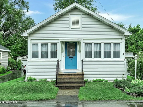 31 Frederick Avenue, Albany, NY 12205
