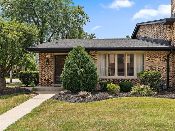 7435 W 153rd St, Orland Park, IL 60462