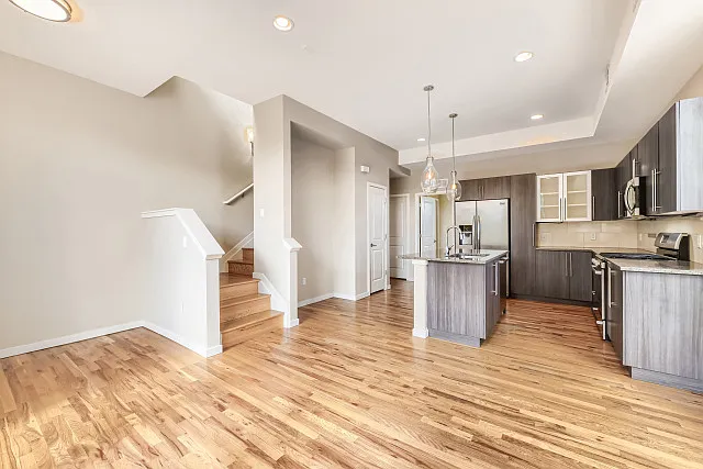 2100 N Clay St — Photo 5
