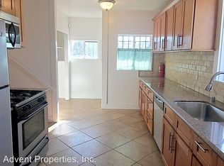 2644 Bartlett St, Oakland, CA 94602