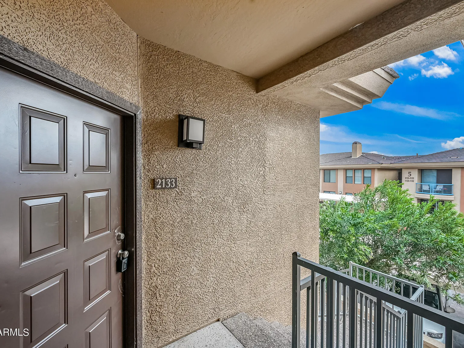 2 bed, 2.0 bath, 1009 sqft, $1,795 — Photo 2