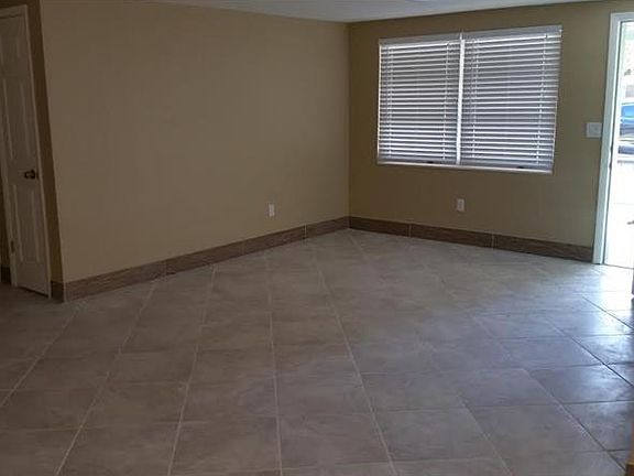 5th image of 2713 Margie Pl