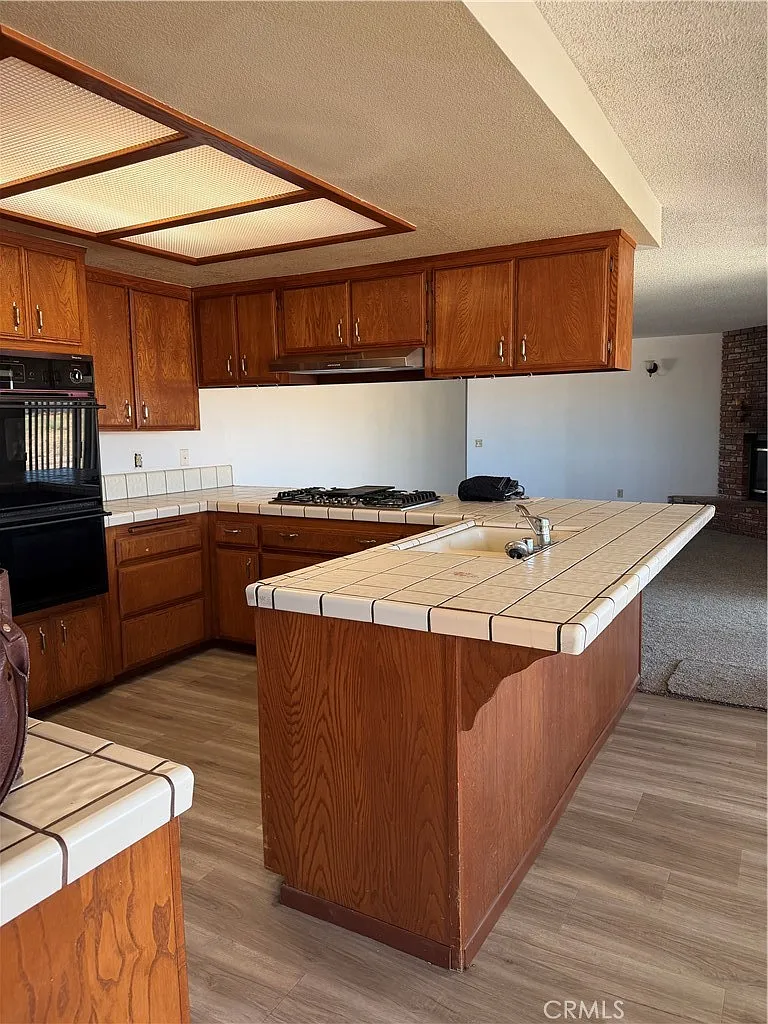 5 bed, 2526 sqft, $2,800 — Photo 4