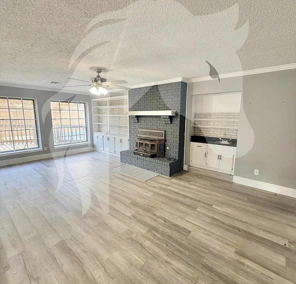 4 bed, 2.0 bath, $1,850 — Photo 3