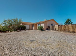 576 Bahama Dr SE, Rio Rancho, NM 87124