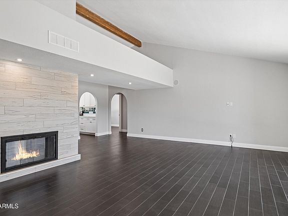 3rd image of 4242 E SHEENA Drive