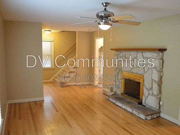 4th image of 23805 E Groveland Rd