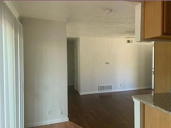 5th image of 13930 Stardust Ln