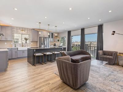 1115 S Elm Dr APT 401, Los Angeles, CA, 90035