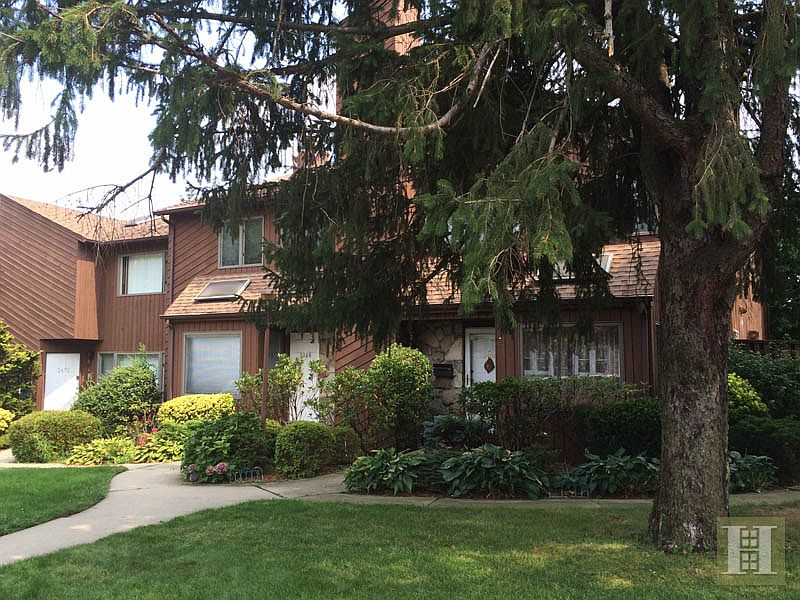 1st image of 2470 Hammett Ave #2470