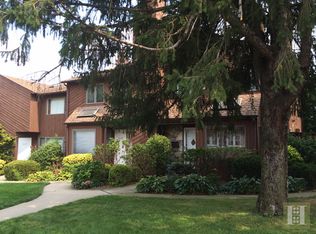 2470 Hammett Ave #2470, Fort Lee, NJ 07024