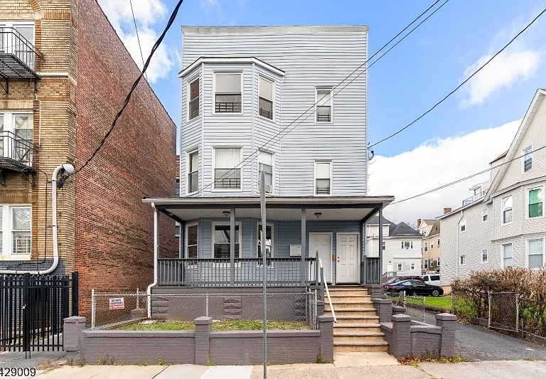 87 Columbia Ave #3 — Photo 9