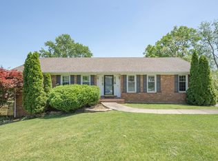 1108 Pepperhill Cir, Lexington, KY 40502