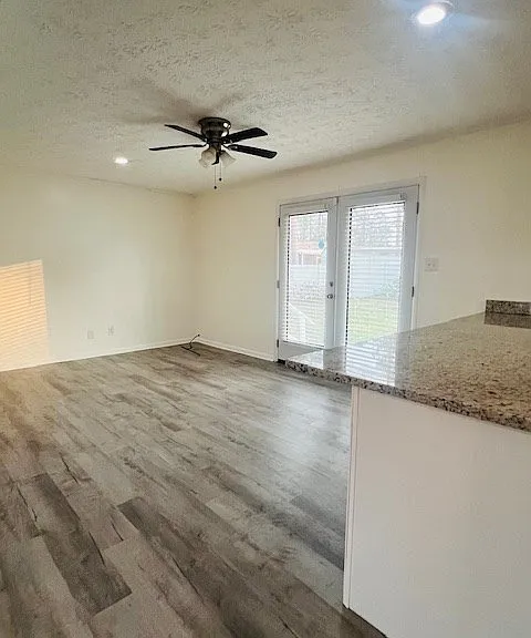 908 Habersham Rd — Photo 33