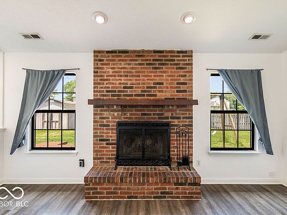 5th image of 11904 Hartland Dr