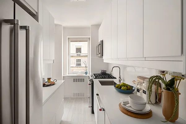 Sold by Compass | media 9