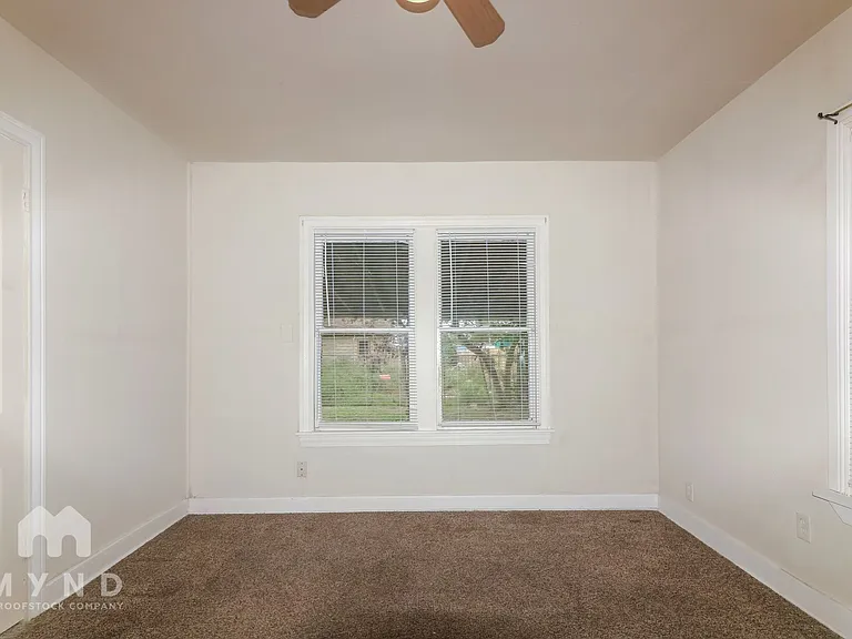 1322 Verbena St — Photo 12