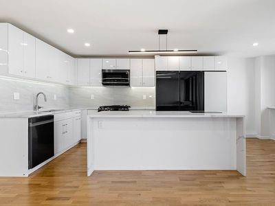 1 Bay Club Dr APT 21X, Bayside, NY, 11360