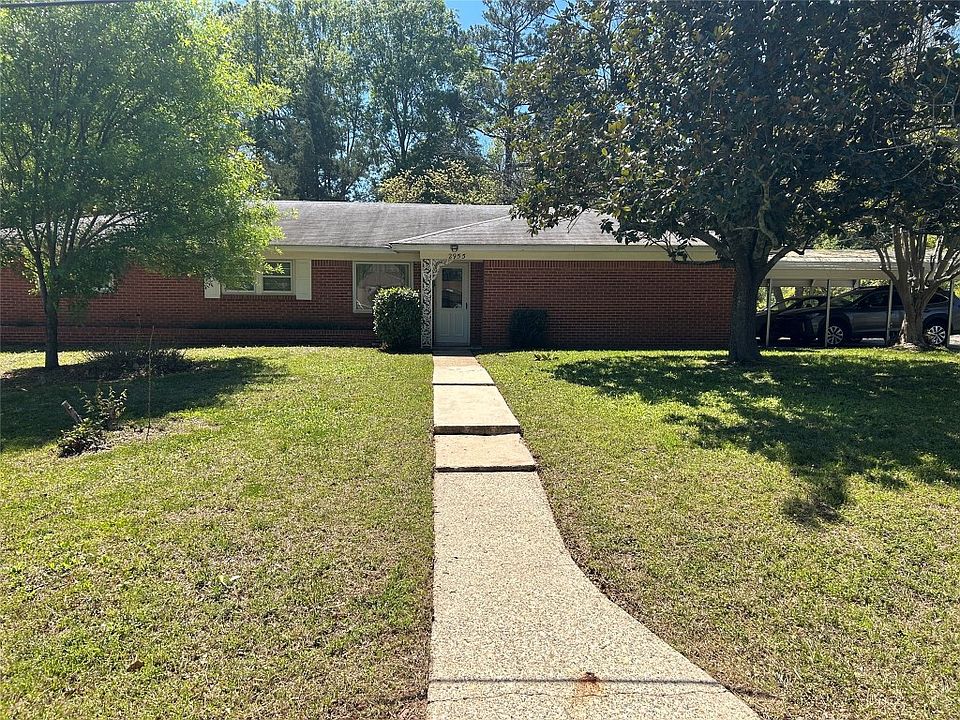 1st image of 2955 Millard St