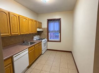 45-23 45th St #3, Sunnyside, NY 11104