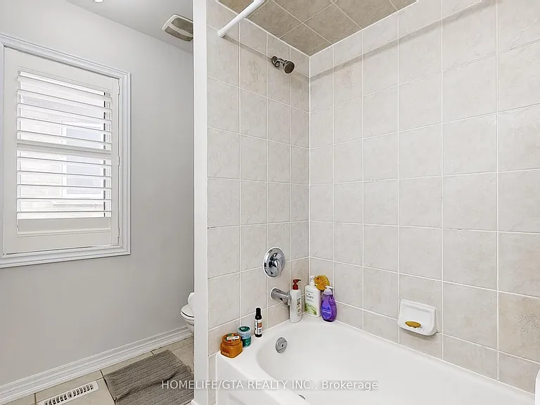 32 Scott Brown St — Photo 38