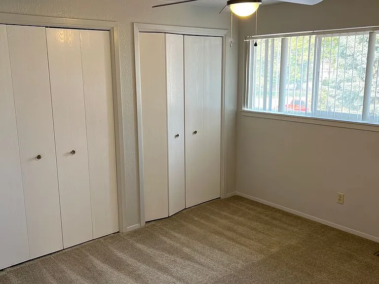 1220 S Juniper St — Photo 11
