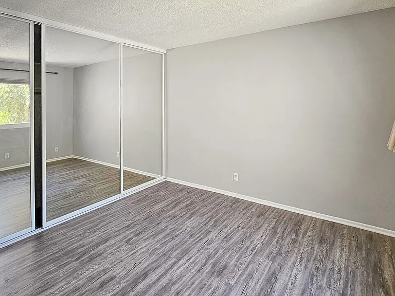 9928 Sepulveda Blvd #5 — Photo 17