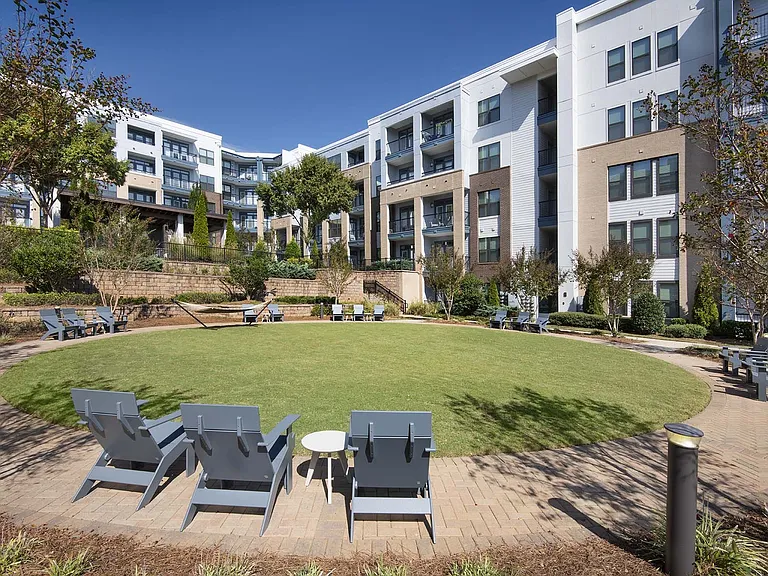 Reserve Decatur Apartments — Photo 40