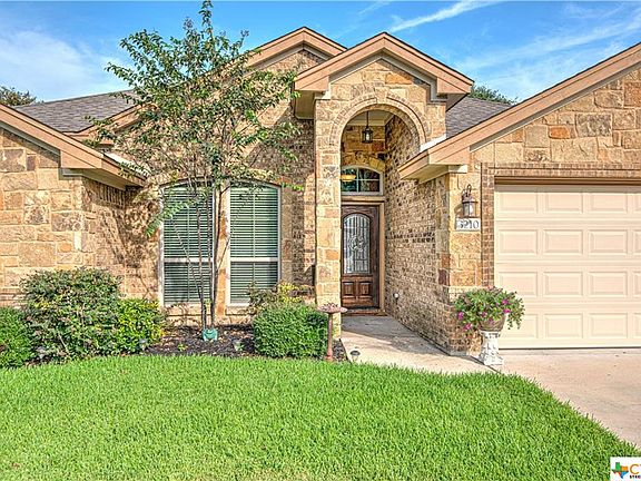 4th image of 3210 Wildcatter Dr