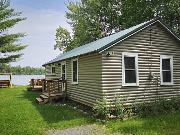 2nd image of 10 Wood Duck Way