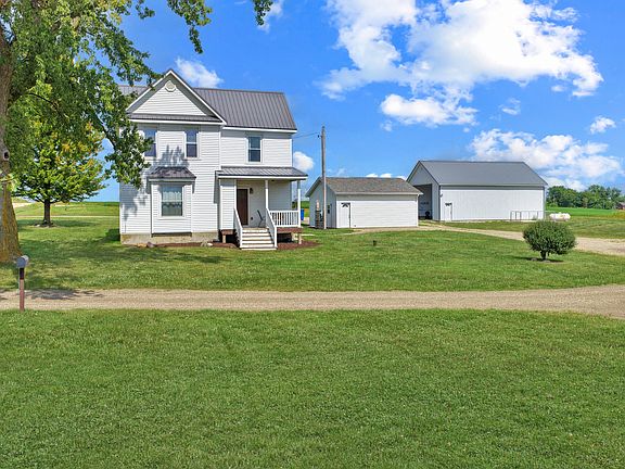 3rd image of 2869 N Fawver Rd