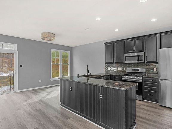 4th image of 1894 Scaffold Way