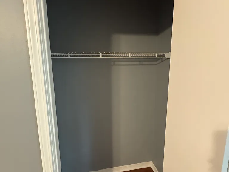 2074 Cambridge Cir — Photo 12