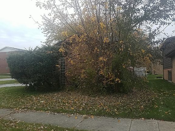2nd image of 312 S Hickory St