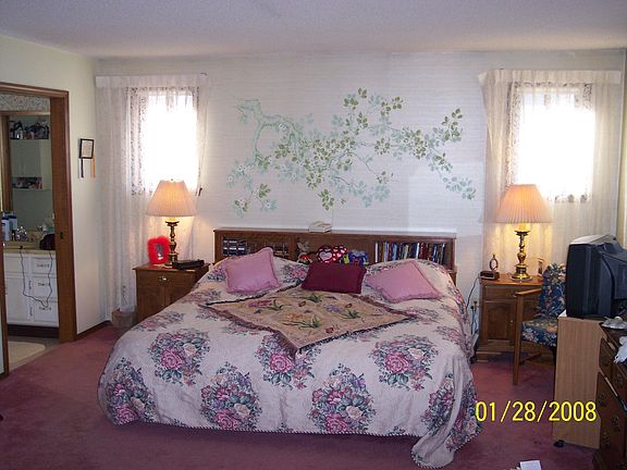 master bedroom-double sink