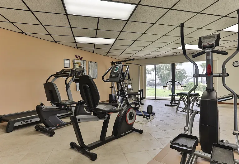 944 S Peninsula Dr — Photo 15