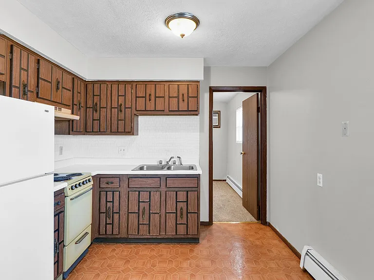 205 W Shelbourne Dr — Photo 6